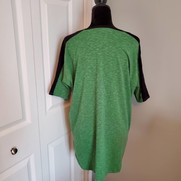 LuLaRoe Short Sleeve Hi-Low Striped Shirt Size XS - Picture 5 of 7